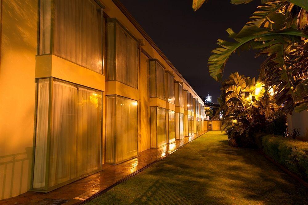 The Waverley International Hotel Glen Waverley Exterior foto